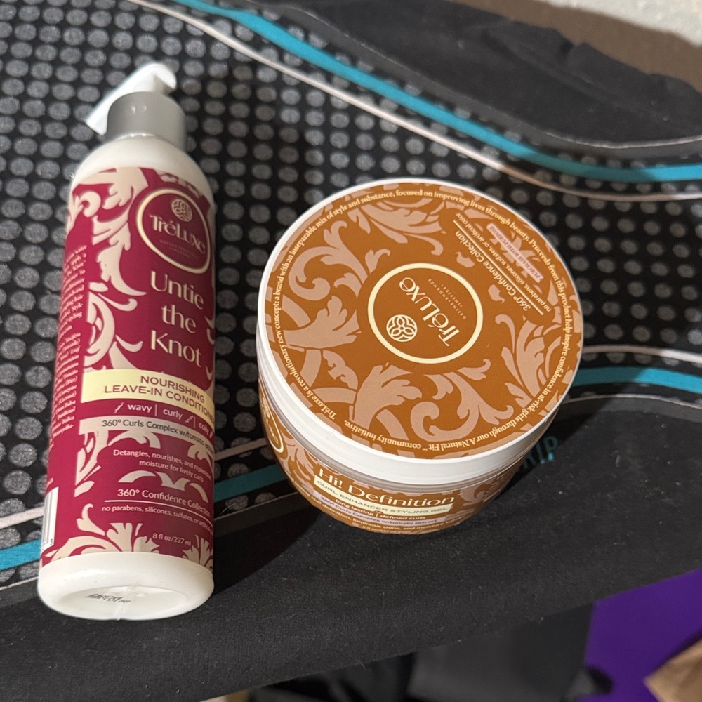 Tre-Luxe Untie the Knot Nourishing Leave-In Conditioner and Hi!Defenition gel